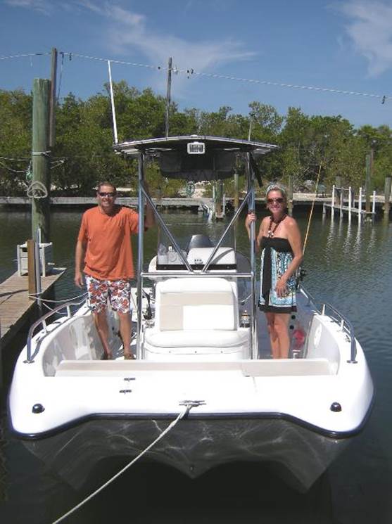 A picture containing sky, outdoor, boat, water

Description automatically generated